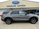 Used 2023 Ford Explorer XLT w/ Equipment Group 202A image 4