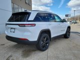 New 2025 Jeep Grand Cherokee Altitude image 4