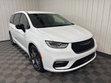New 2026 Chrysler Pacifica Select image 2
