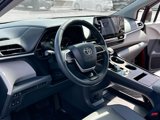 Certified 2022 Toyota Sienna XLE image 4