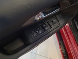 Used 2025 Chrysler Pacifica Select image 5