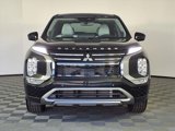 New 2025 Mitsubishi Outlander SE image 2