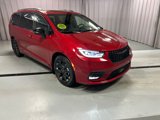 New 2025 Chrysler Pacifica Limited image 1