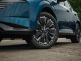 New 2025 Nissan Murano Platinum image 6