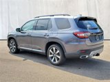 Used 2025 Honda Pilot Elite image 3
