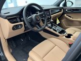 Used 2025 Porsche Macan image 4