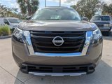 New 2025 Nissan Pathfinder Platinum image 3