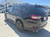 Used 2025 Honda Pilot Black Edition image 5