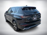 New 2025 Mitsubishi Outlander SE image 5