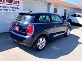 Used 2017 MINI Cooper 2-Door Hardtop image 5