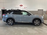 New 2025 Nissan Pathfinder Platinum image 2