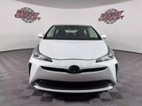 Used 2022 Toyota Prius LE image 2