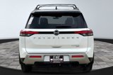 New 2025 Nissan Pathfinder Platinum image 4