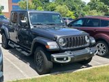 Used 2024 Jeep Gladiator Sport image 3