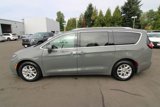 Used 2021 Chrysler Pacifica Touring-L image 2