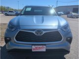 Used 2021 Toyota Highlander XLE image 2