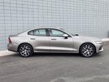 Used 2019 Volvo S60 T6 Momentum w/ Multimedia Package image 4