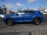 New 2025 Volkswagen Atlas Cross Sport SEL Premium R-Line image 2
