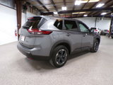 Used 2024 Nissan Rogue SV image 5