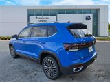 New 2025 Volkswagen Taos SE image 4