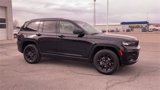 Used 2024 Jeep Grand Cherokee Altitude image 3
