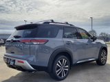New 2025 Nissan Pathfinder Platinum image 5