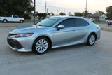 Used 2020 Toyota Camry LE image 6