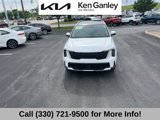 Certified 2025 Kia Sorento S w/ Panoramic Sunroof Package image 5