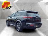 Used 2022 Nissan Pathfinder SV image 3