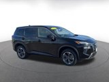 Used 2024 Nissan Rogue SV image 2