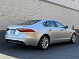 Used 2017 Jaguar XF Premium image 3