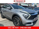 Used 2023 Kia Sportage LX image 3