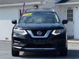 Used 2018 Nissan Rogue SV image 2