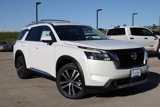 New 2025 Nissan Pathfinder Platinum image 2