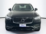 Used 2022 Volvo XC90 T6 Momentum w/ Climate Package image 2