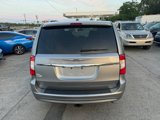 Used 2016 Chrysler Town & Country Touring image 6