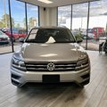 Used 2021 Volkswagen Tiguan SE image 2