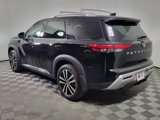 New 2025 Nissan Pathfinder Platinum w/ Cargo Package image 5