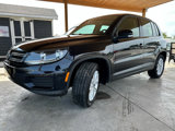 Used 2017 Volkswagen Tiguan S image 2
