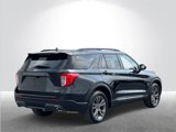 Used 2022 Ford Explorer XLT w/ Equipment Group 202A image 5