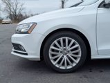 Used 2016 Volkswagen Jetta SEL w/ Lighting Package image 2
