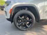 Certified 2023 Jeep Grand Cherokee Altitude image 4
