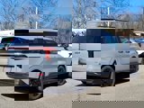 New 2025 Kia Carnival SX Prestige image 3