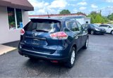 Used 2016 Nissan Rogue SV image 6