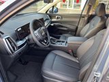 New 2025 Kia Sorento S image 6