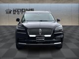Used 2023 Lincoln Aviator AWD w/ Premium Package image 3