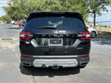 New 2025 Honda Pilot Touring image 4