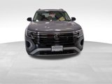 New 2025 Volkswagen Atlas Peak Edition SE image 2