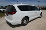 New 2026 Chrysler Pacifica Select image 5