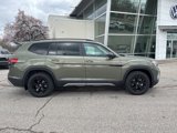 New 2025 Volkswagen Atlas Peak Edition SE image 4